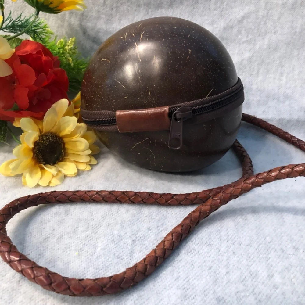 NWOT - Genuine Coconut Shell Shoulder Bag_5